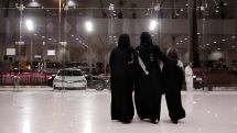 Saudi Arabia lifts travel restrictions on women