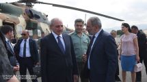 Artsakh president welcomes Armenian PM in Stepanakert