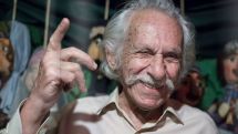 Prominent Soviet Armenian actor Yervand Manaryan turns 95 today
