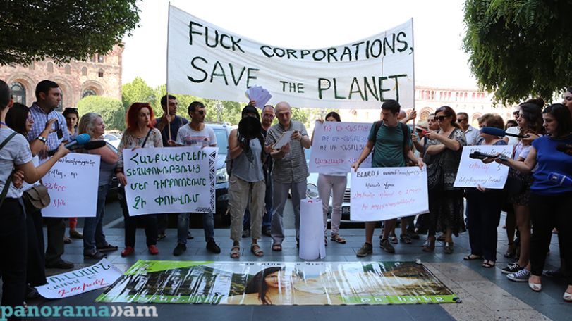 Environmentalists protesting against Amulsar gold mine re-launch in Armenia