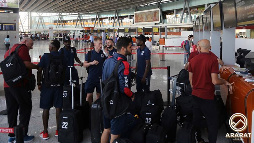 Ararat-Armenia squad leaves for Luxemburg for second leg of Europa League play-off round