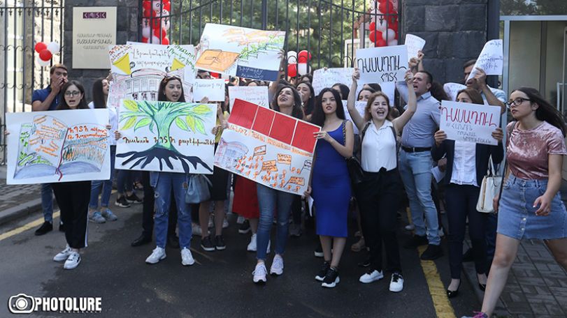 Armenian university students protest interim rector’s resignation