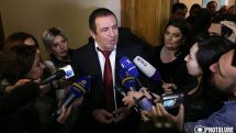 Tsarukyan says people should decide on Amulsar