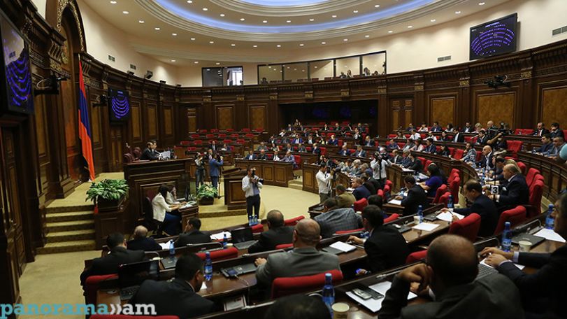 Парламент Армении одобрил законопроект о провозглашении 7 декабря «Днём противостояния стихийным бедствиям»