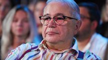 Юморист Евгений Петросян рассказал, что не может попасть в свой дом