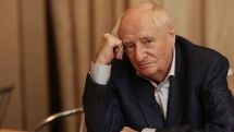 Russian film and stage director Mark Zakharov dies aged 85