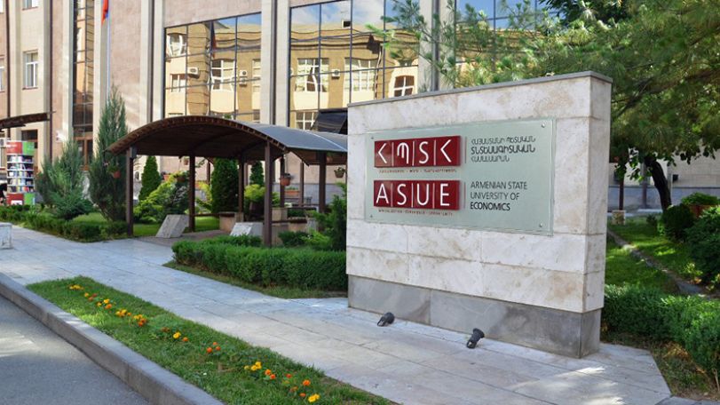 «Փորձե՛ք միայն շարունակել այսպես». ՀՊՏՀ ուսանողները՝ ԿԳՄՍ նախարարին