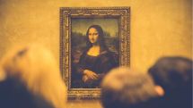 Mona Lisa returns to her usual place in the Louvre