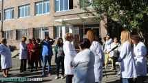 В Ереване сотрудники «Противотуберкулезного диспансера» провели акцию протеста