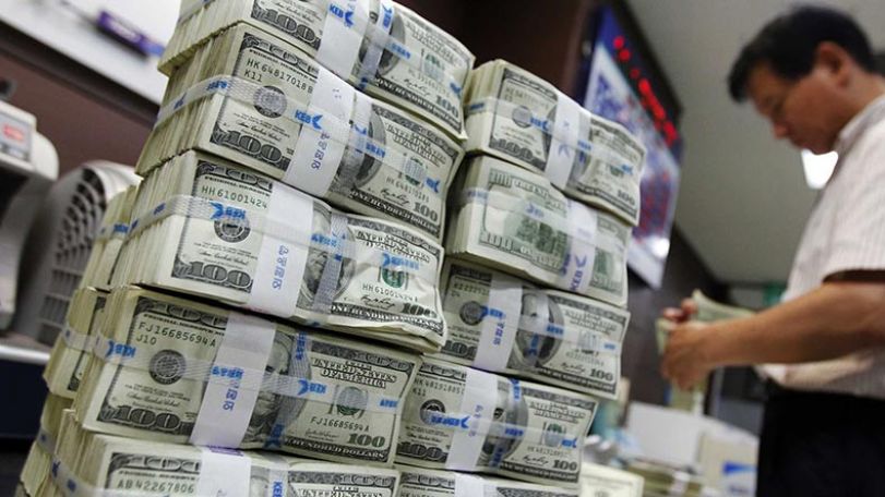 The US national debt hits new record