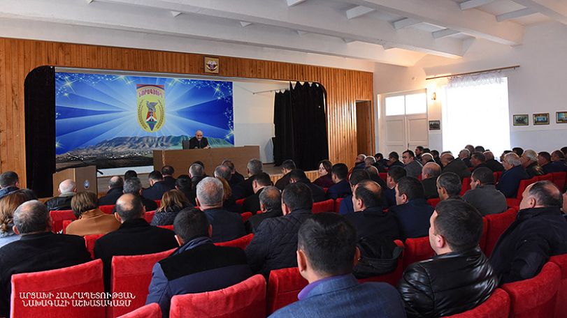 Artsakh president held consultation with members of Askeran regional administration