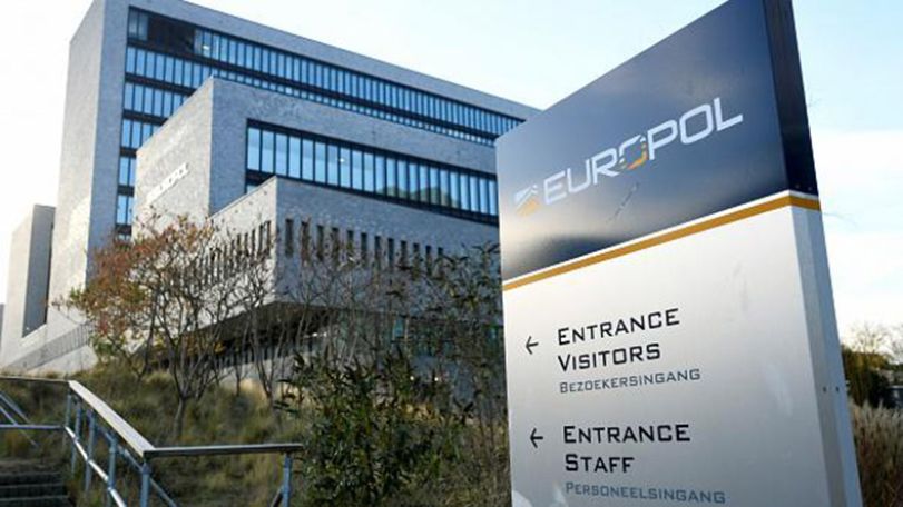 European police attack Islamic State's online presence