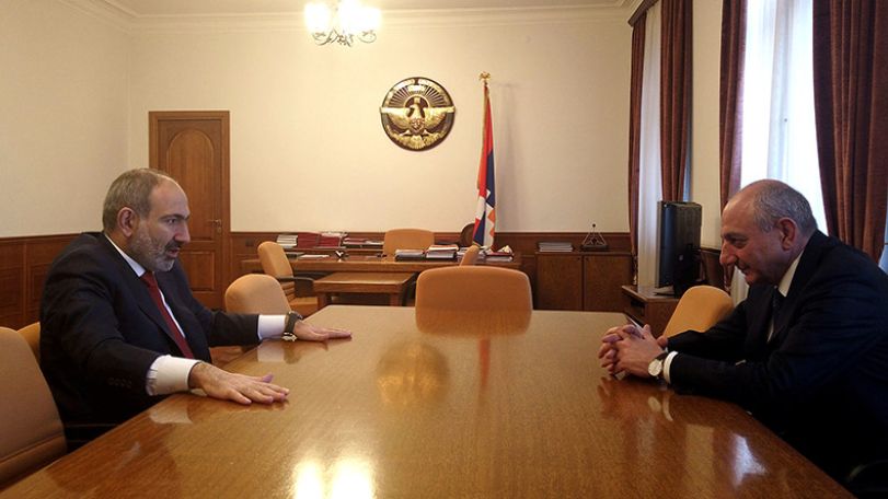 Փաշինյանն ու Սահակյանը հանդիպել են Արցախի նախագահական ընտրություններին իրենց թեկնածությունն առաջադրող գործիչներին