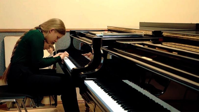 Teen pianist Eva Gevorgyan to give recital at St. Petersburg theater