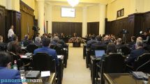 «Не делайте так, просто не делайте»: советы от премьера Армении, как правильно питаться в новогодние праздники