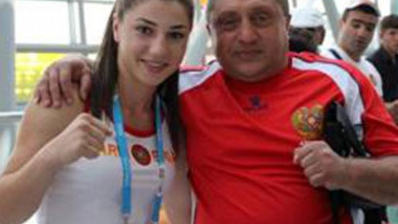 Armenian boxer secures bronze medal in Nanjing