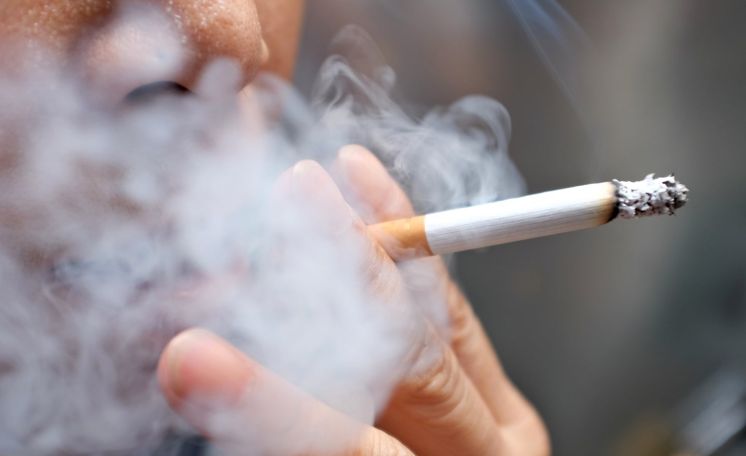 These drinks make it hard for you to quit smoking: Avoid them