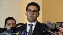 Отказывающимся от досрочного выхода на пенсию судьям КС Армении Бадасян «поможет» новыми конституционными изменениями