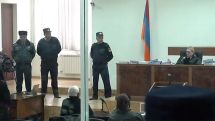 Суд применил санкцию в отношении адвокатов Роберта Кочаряна и Армена Геворкяна