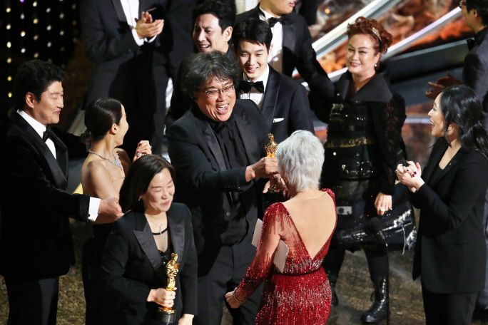 'Parasite' wins Best Picture, making Oscar history