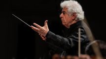 Iranian-Armenian maestro Loris Tjeknavorian composes song in memory of Ukrainian plane crash victims