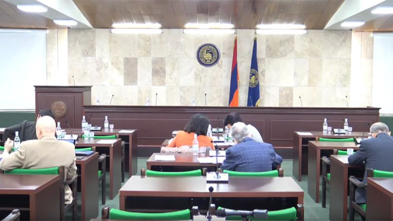 ԵՊՀ Հոգաբարձուների խորհրդի նիստը տեղի չի ունեցել. խորհրդի անդամների կեսից ավելին ներկա չէին