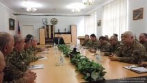 Artsakh president introduces new defense minister to supreme command staff of army