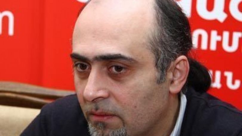  «Новое время»: Режиму Ильхама Алиева нужен постоянно тлеющий конфликт, который дает возможности по закручиванию гаек    
