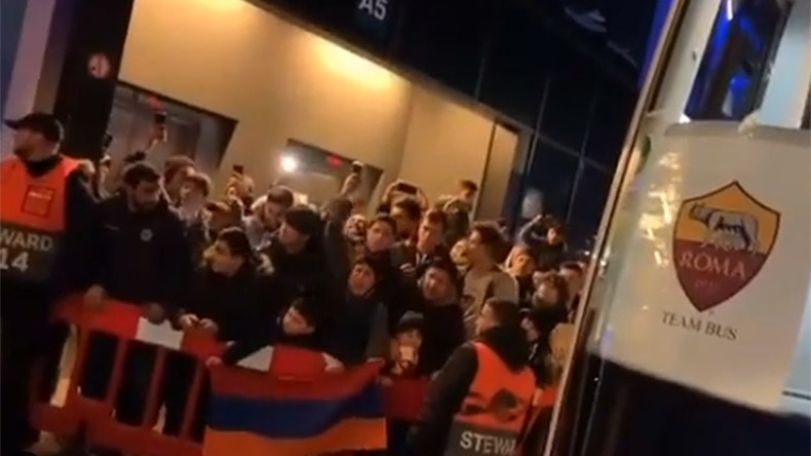 Генрих Мхитарян преподнес сюрприз болельщикам в Бельгии