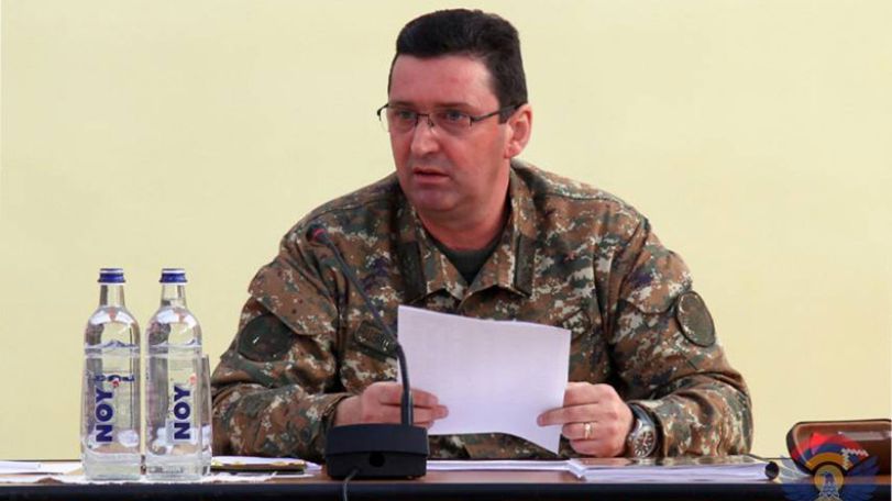 Глава Минобороны Арцаха Джалал Арутюнян провел рабочее совещание