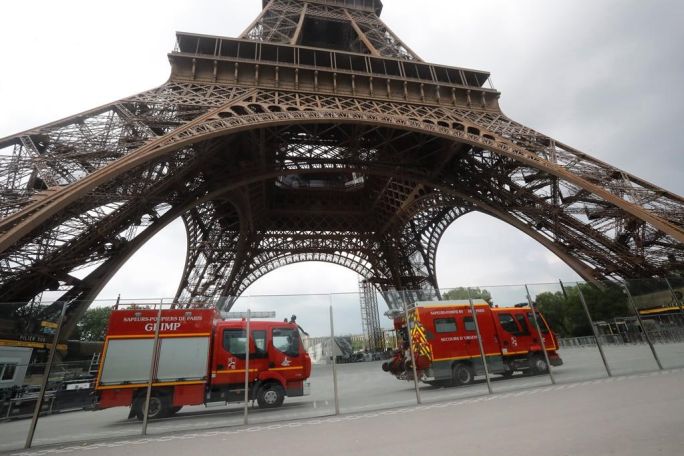 Eiffel Tower, Louvre, Versailles closed as Paris starts to shut down