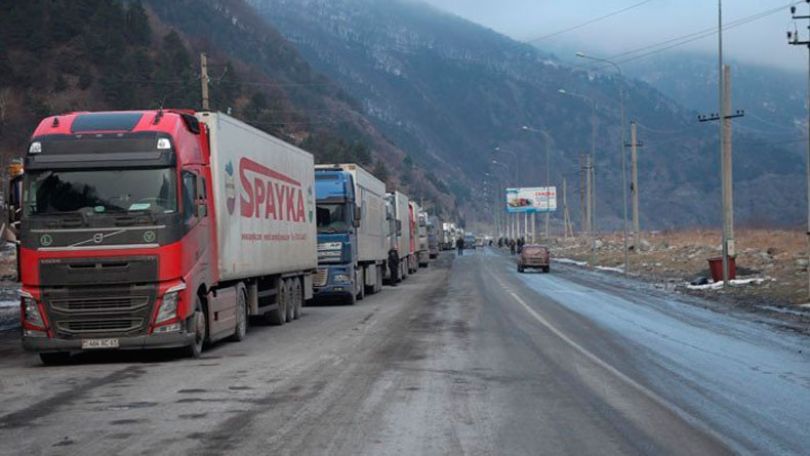 Gudauri-Kobi section of Larsi highway closed for all types of vehicles