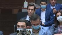 Давид Хажакян: Почему мэрия Еревана не приобрела обещанные 100 автобусов?