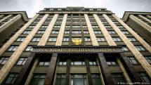 Russian lawmakers back jail terms for quarantine offenders