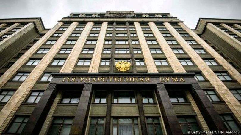Russian lawmakers back jail terms for quarantine offenders