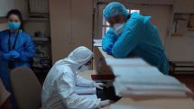 В Минздраве Армении объявили дополнительный набор медработников для борьбы с коронавирусом