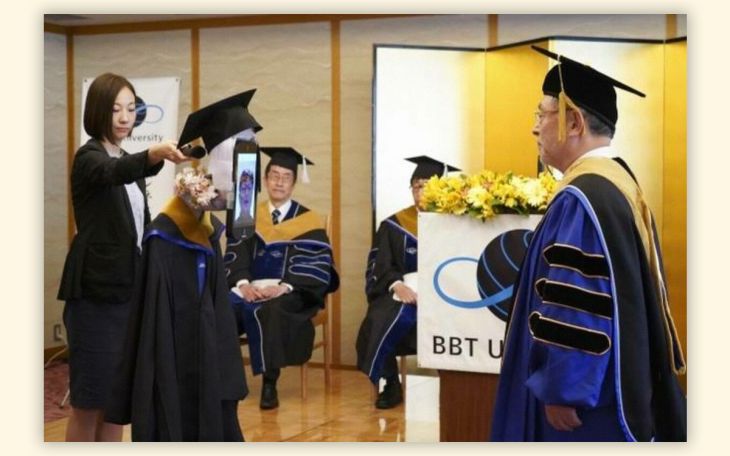Robots replace Japanese students at graduation amid coronavirus