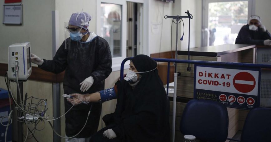 В Турции число заразившихся коронавирусом достигло 78546 человек - РИА Новости