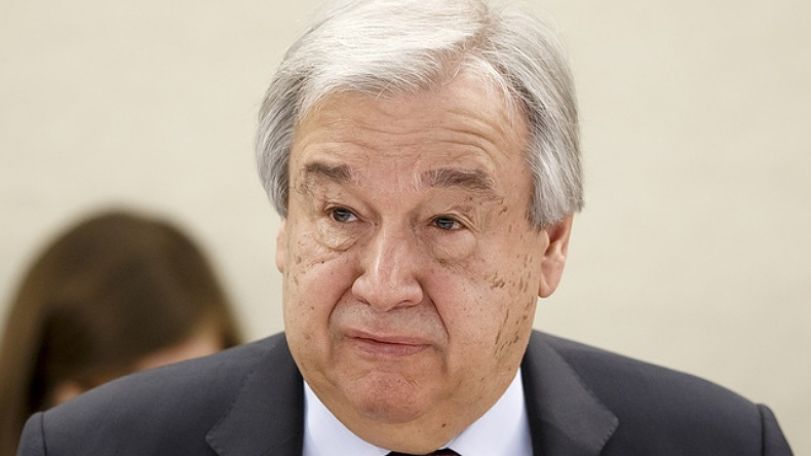 Генсек ООН призвал признать вакцину от коронавируса всемирным общественным достоянием