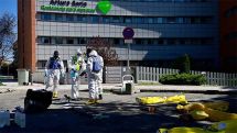 Spain's daily coronavirus deaths up, lockdown easing plan unaffected