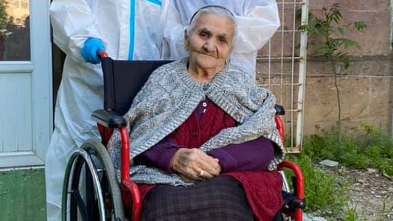 94-year-old Armenian woman recovers from coronavirus