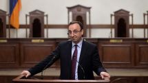 Hrayr Tovmasyan congratulates Gianni Buquicchio on the 30th anniversary of the Venice Commission