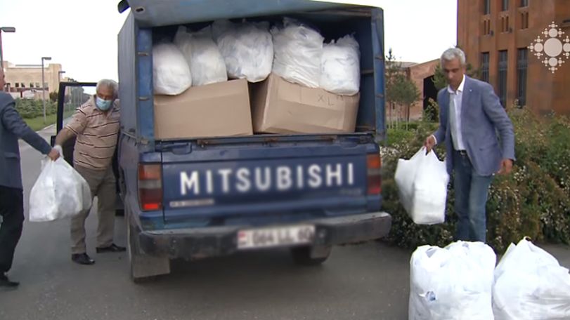 Mother See donates medical protective clothing to healthcare system