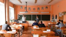 В России отменили выпускные экзамены в девятых классах