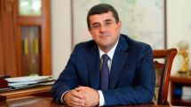 Artsakh president offers condolences to writer, publicist Maxim Hovhannisyan’s family