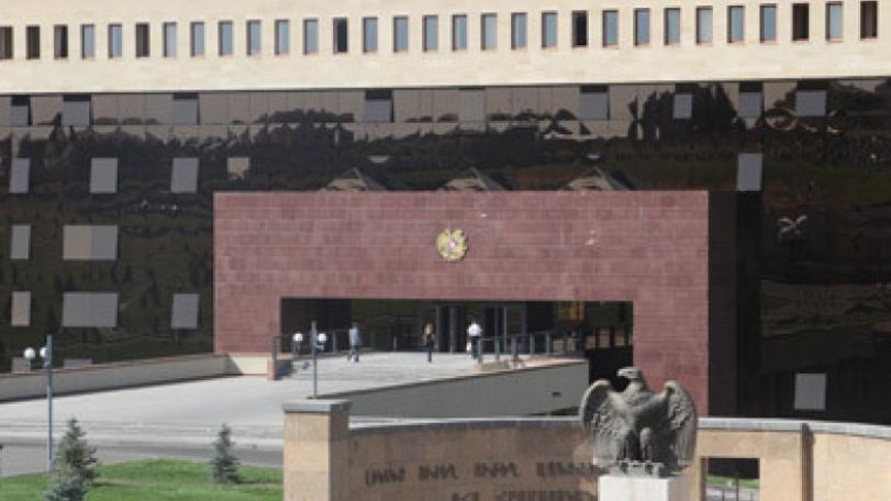 За сутки ВС Азербайджана нарушили режим прекращения огня на армяно-азербайджанской границе 39 раз