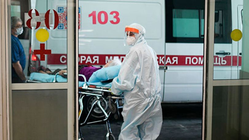 За сутки в России выявили 8987 новых случаев заражения коронавирусом
