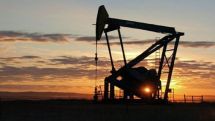 Цены на нефть эталонных марок в ходе сегодняшних торгов слегка повышаются