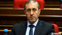 Г. Ованнисян: Именно в такой антиконституционной ситуации президент республики должен взять на себя серьезную роль