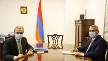 Armenian, Artsakh FMs exchange views on NK peace proces